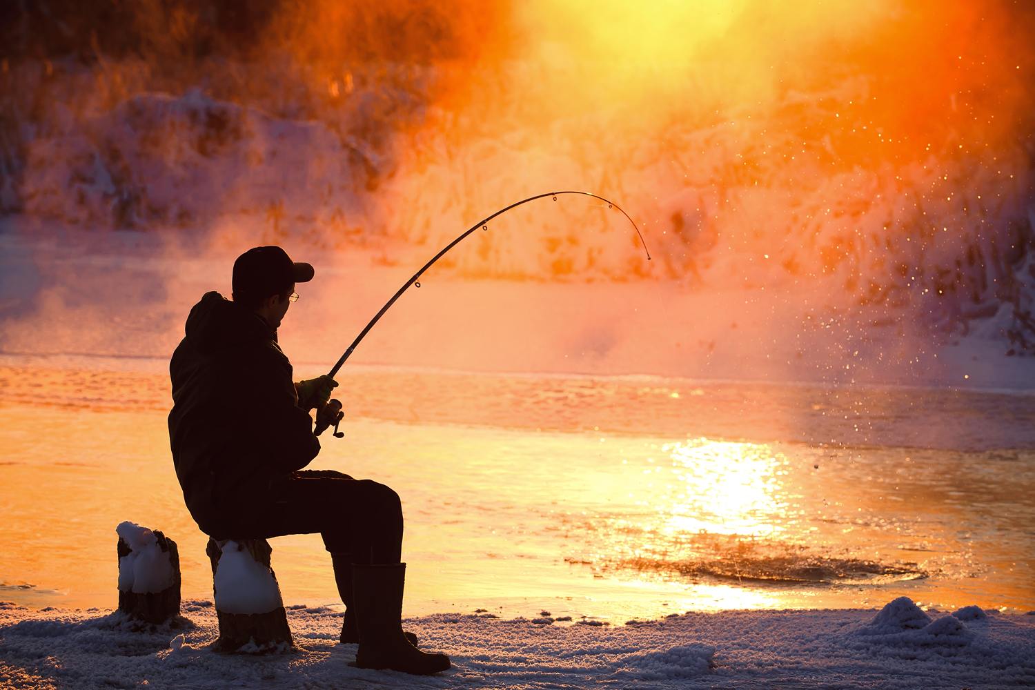 Aluguel de cabanas para pesca de inverno e guia de locais para pesca no gelo